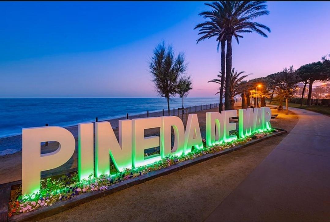 Apartamento En La Costa Del Maresme Пинеда де Мар Екстериор снимка