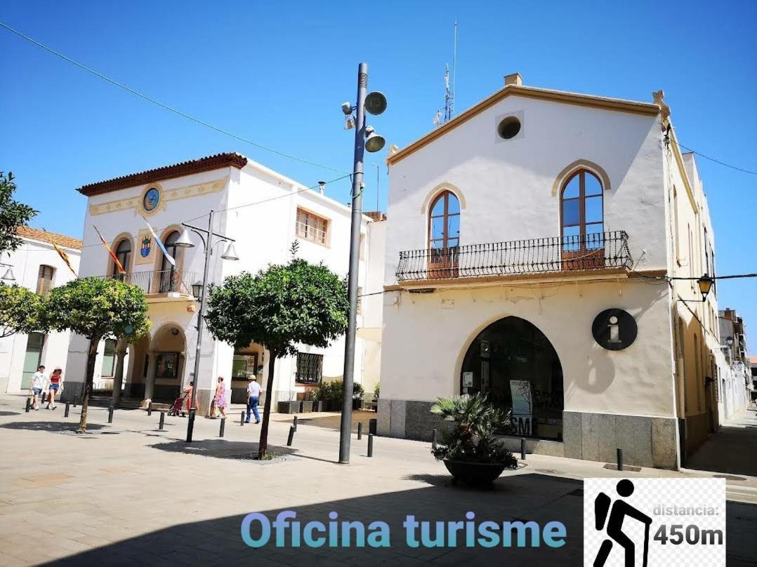 Apartamento En La Costa Del Maresme Пинеда де Мар Екстериор снимка