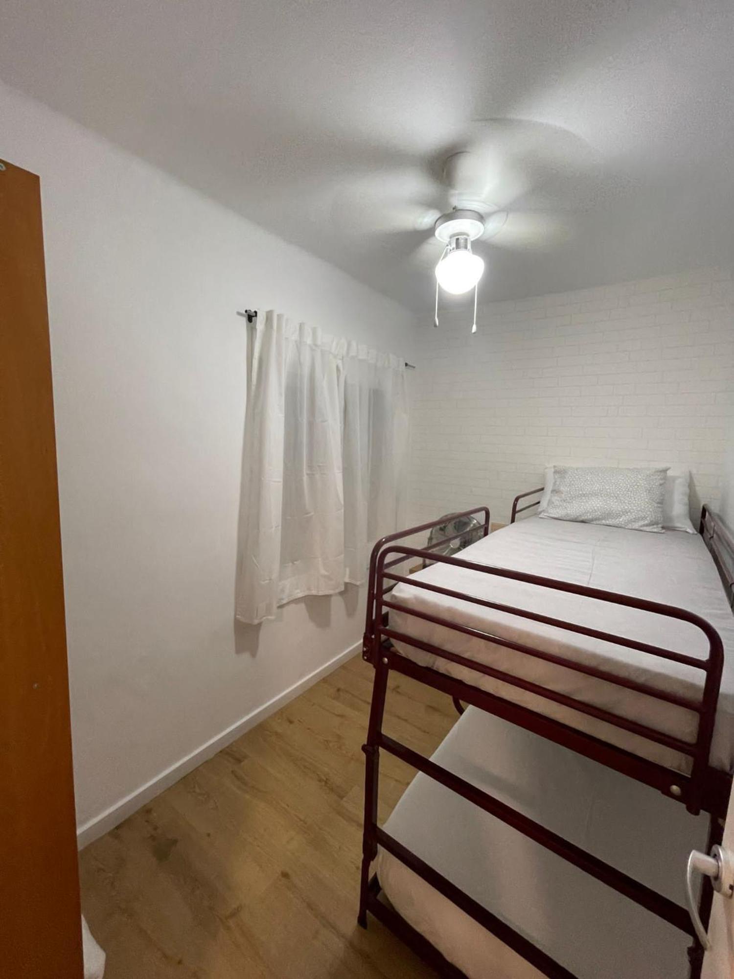 Apartamento En La Costa Del Maresme Пинеда де Мар Екстериор снимка